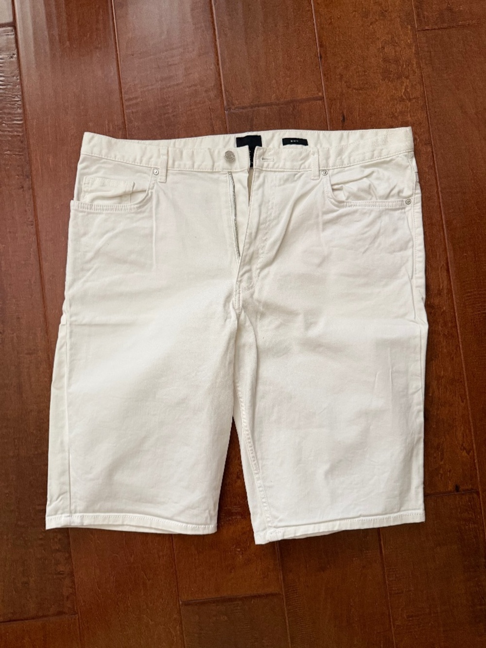H&M Slim Fit Shorts 36 White